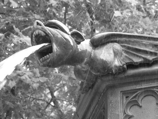 464541-Gargoyle-Fountain-0